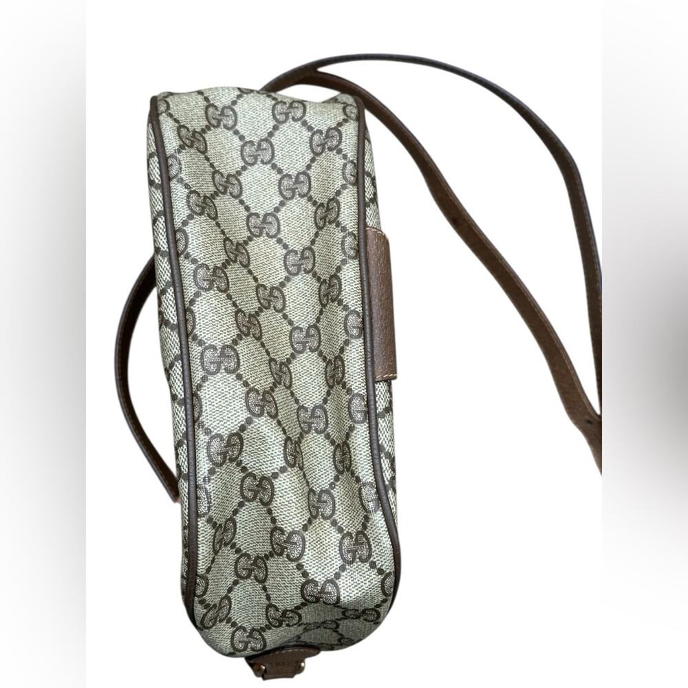 Vintage Gucci Sherry Line Beige and Brown Crossbody Bag - Picture 8 of 10
